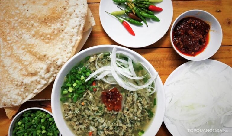 Top 6 món ăn đặc sản Quảng Ngãi ở Sài Gòn gây nghiện thực khách