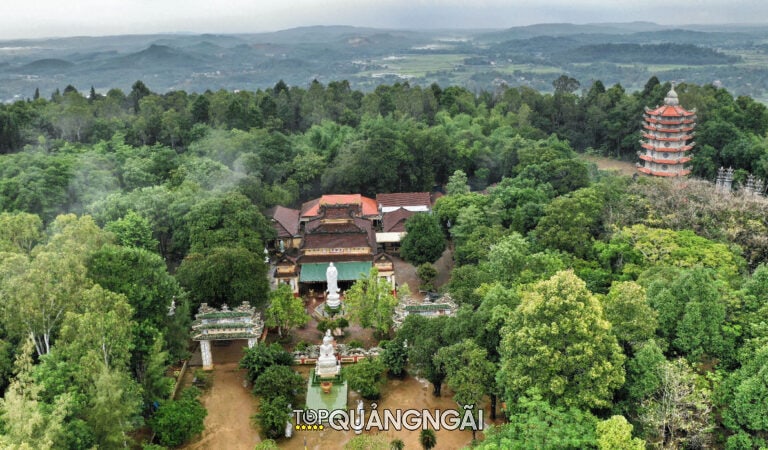 Top 5 ngôi chùa lớn ở Quảng Ngãi [CẬP NHẬT 2023]