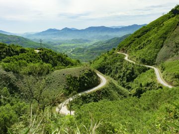 Khám phá đèo Long Môn – Minh Long – Quảng Ngãi với vẻ đẹp kỳ vĩ